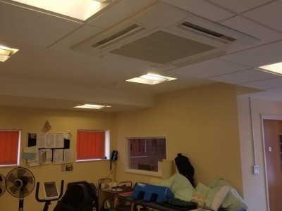 Mitsubishi Twin Split Cassette System Installed in a Hall