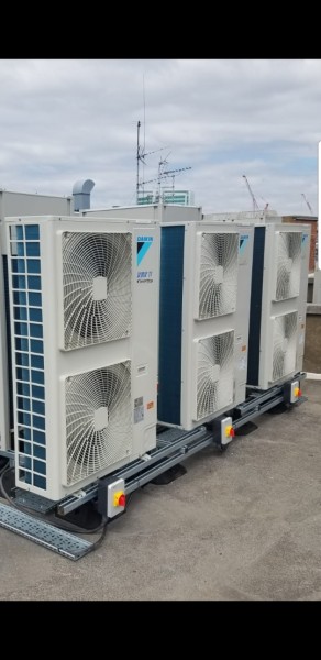 Daikin VRV Systems Installation On the Roof